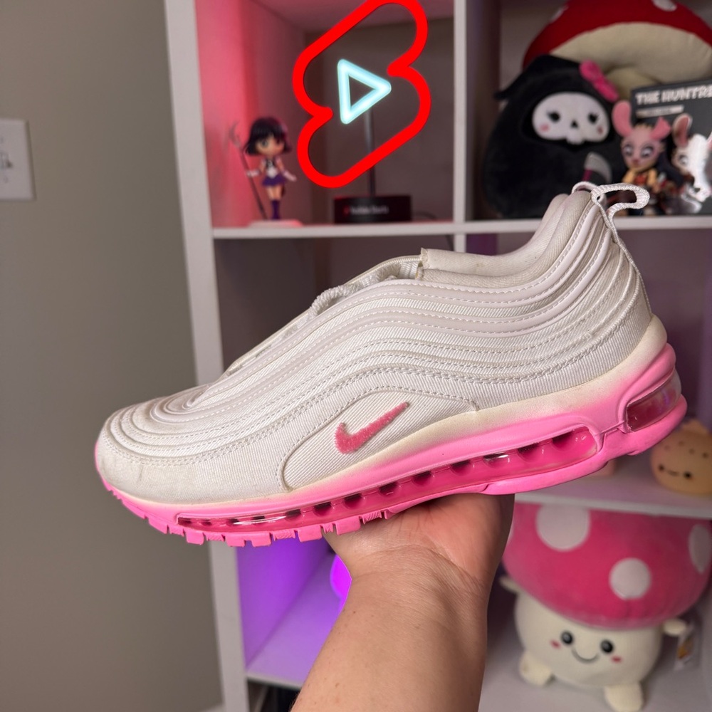 Nike Air Max 97 White and Pink Shoes